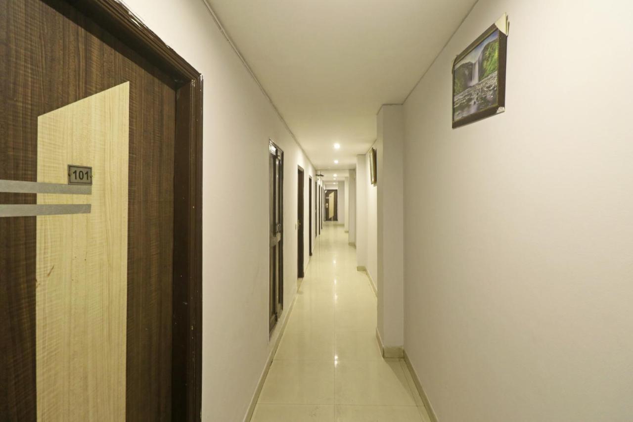 Airport Samara Inn نيودلهي المظهر الخارجي الصورة